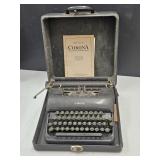 Vintage Corona Type Writer W Case & Book
