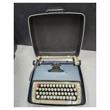 Vintage Smith - Corona Galaxie II Type Writer
