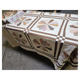 Quilted Bedspread See Stain W Matching Pillows +