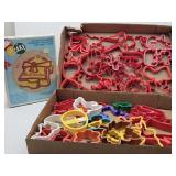 Cookie Cutter Lot & Cake Decorator