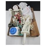 VTG Bag Holder, Laundry Bags, Hangers +