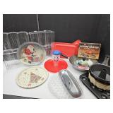 Renaud Christmas Tray, Baking Pans, Wok, Bottle