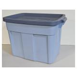 Rubbermade Roughneck Storage Tote w Lid Blue