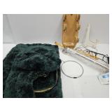 Bathroom, Rugs, Grab Bar, Unique Hangers +