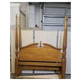 4 Poster Sumter Bed Frame Queen Size 62"