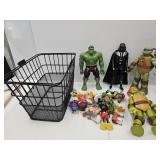 Action Figures; Ninja Turtles, Darth Vador +