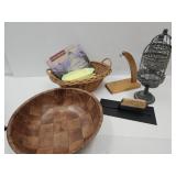 Thomas Kinkade Book, Oak Banan Rack & Dish +
