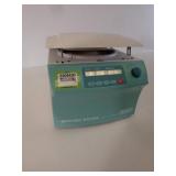 Benchtop Centrifuge (Loc: NLD) Benchtop Centrifuge (Loc: NLD)