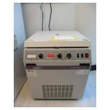 Centrifuge Centrifuge