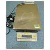 Top Pan Balance (Loc: UK) Top Pan Balance (Loc: UK)