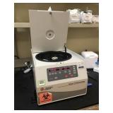 Centrifuge Centrifuge