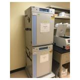 Dual CO2 Incubators Dual CO2 Incubators