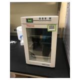 Compact Incubator Compact Incubator