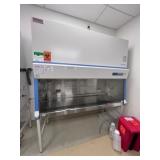 Thermo Scientific 1377 6 ft. Biosafety Cabinet