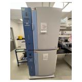 Thermo Scientific 3307 Double Stack CO2 Incubator