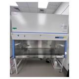 Thermo Scientific 1377 6 ft. Biosafety Cabinet