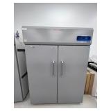 Thermo Scientific TSX5005SA Refrigerator