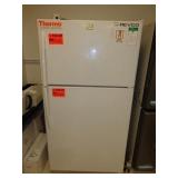 Refridgerator