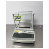 Mettler Toledo Lab Scale