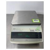 Mettler Toledo Lab Scale