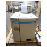 Beckman Coulter Centrifuge