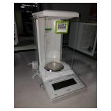 Analytical Balance Analytical Balance