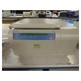 Thermo Scientific Bench Top Centrifuge Thermo Scientific Bench Top Centrifuge