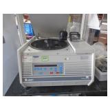 Centrifuge Centrifuge