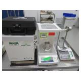 Analytical Balance & Automatic Feeder