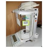 Analytical Balance Analytical Balance