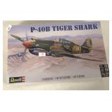 P-40B TIGER SHARK MODEL KIT SEALED
