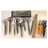 SCISSOR LOT