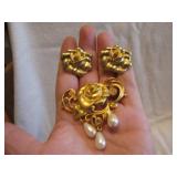 Vintage Avon (Rose) Brooch Pin & Clip Earrings