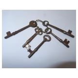 5 Antique Skeleton Keys