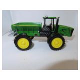 1/64 Scale Ertl John Deere 4930 Fertilizer