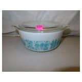 Vintage Pyrex 1&1/2 Pint Butter Print Amish