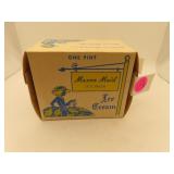Vintage Maxon Maid 1933 Pint Cardboard Ice Cream