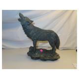 Hard Plastic Wolf 13&1/4" x 10&1/4"