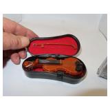 Vintage Real Sound Violin by Imperial 4" with