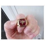 9.90 grams 10K Gold (Old) Masonic Ring Size 9