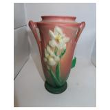 Vintage Roseville Vase = 7&3/8"