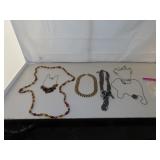 Quart Bag of Costume Jewelry (Necklaces)