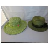 2 Vintage Ladies Fashion Hats