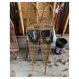 Snowshoes 