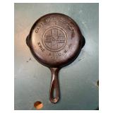 Griswold cast iron pan 