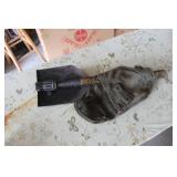 Army shovel