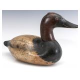 A MASON CHALLENGE GRADE CANVASBACK DRAKE DECOY A MASON CHALLENGE GRADE CANVASBACK DRAKE DECOY