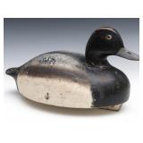 A GOOD BLUEBILL DRAKE FACTORY CARVED DECOY A GOOD BLUEBILL DRAKE FACTORY CARVED DECOY