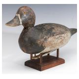 A MASON STANDARD GRADE BLUEBILL DRAKE DECOY A MASON STANDARD GRADE BLUEBILL DRAKE DECOY
