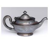 A NEW YORK, NEW HAVEN & HARTFORD RR TEAPOT A NEW YORK, NEW HAVEN & HARTFORD RR TEAPOT